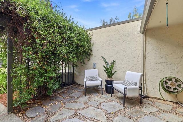 146 Hemlock Court, Palo Alto, CA 94306