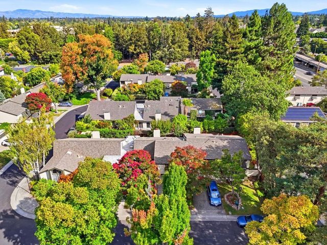 146 Hemlock Court, Palo Alto, CA 94306