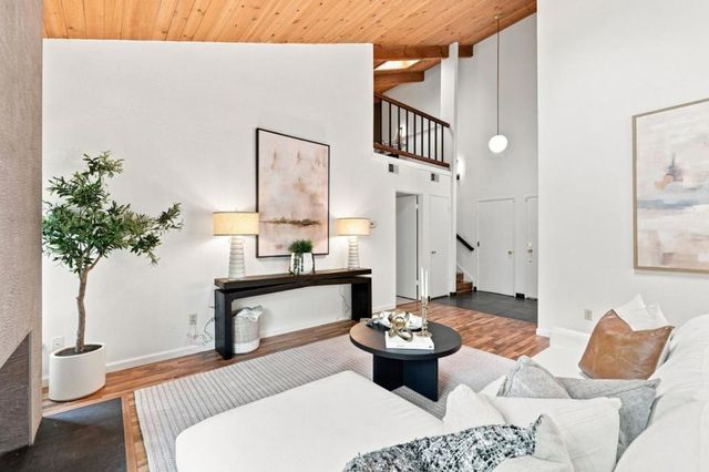 146 Hemlock Court, Palo Alto, CA 94306
