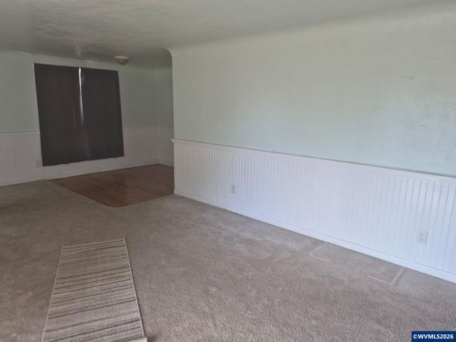 1065 23rd Av SE, Albany, OR 97322