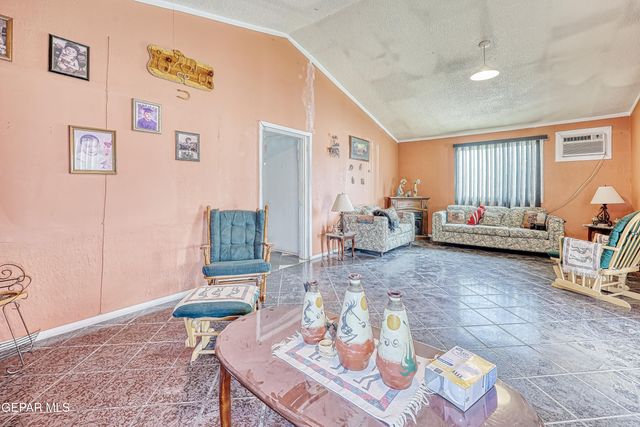 7421 MINDORO Place, Canutillo, TX 79835