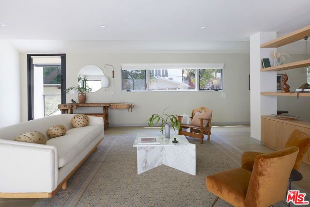 9843 Yoakum Drive, Beverly Hills, CA 90210