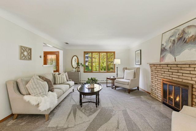 245 Ashley Road, Hopkins, MN 55343