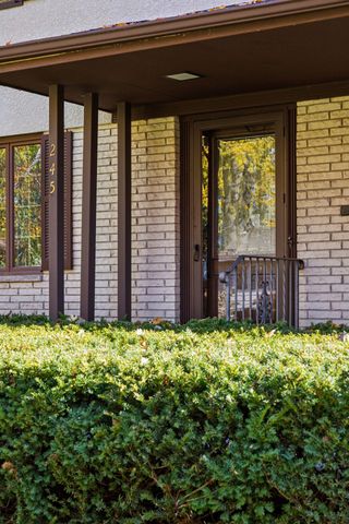 245 Ashley Road, Hopkins, MN 55343