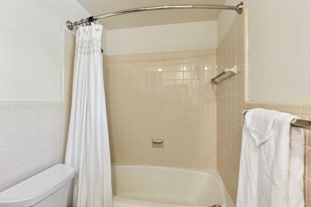 245 Ashley Road, Hopkins, MN 55343