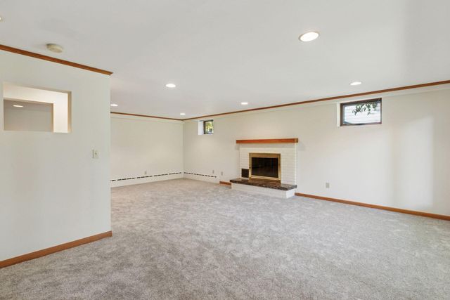 245 Ashley Road, Hopkins, MN 55343