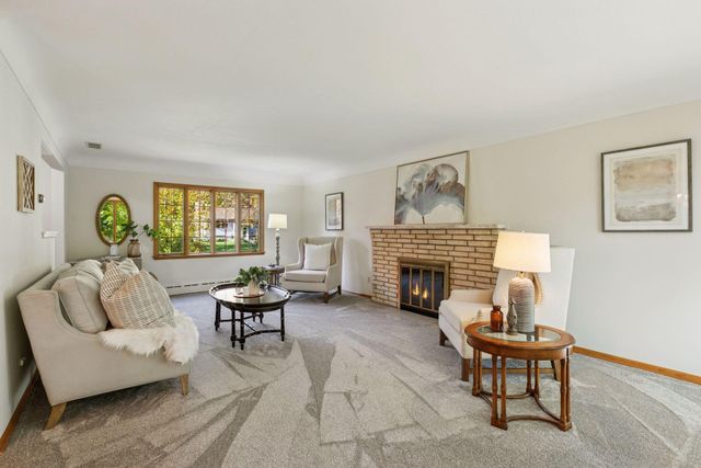 245 Ashley Road, Hopkins, MN 55343