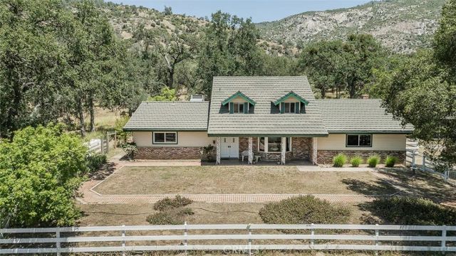 35477 Qualls Prather, Auberry, CA 93602