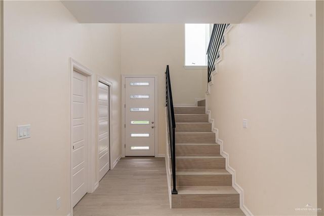 5406 N Crown Point, Pharr, TX 78577