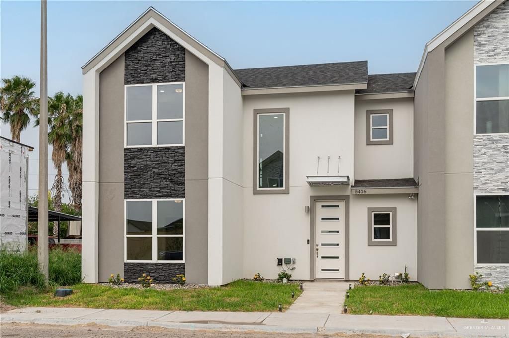 5406 N Crown Point, Pharr, TX 78577