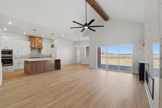 9308 Taggert Lane, Yukon, OK 73099