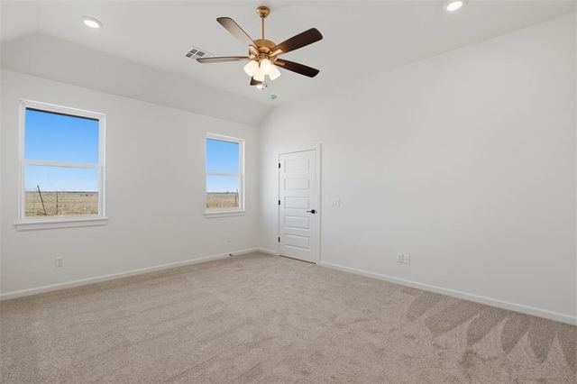 9308 Taggert Lane, Yukon, OK 73099