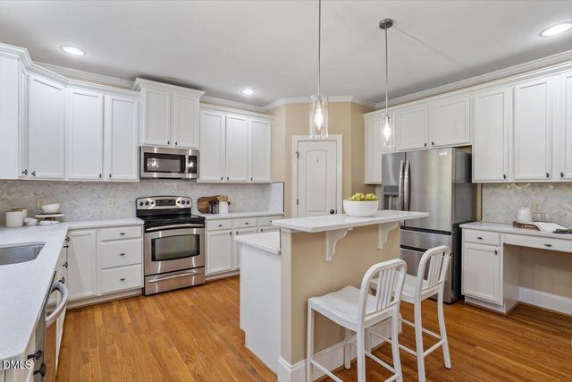 2512 Thurrock Drive, Apex, NC 27539