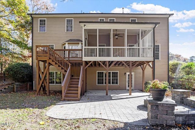 2512 Thurrock Drive, Apex, NC 27539