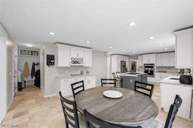 5045 Crofton Avenue, Solon, OH 44139