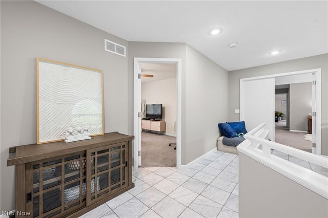 5045 Crofton Avenue, Solon, OH 44139