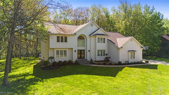5045 Crofton Avenue, Solon, OH 44139