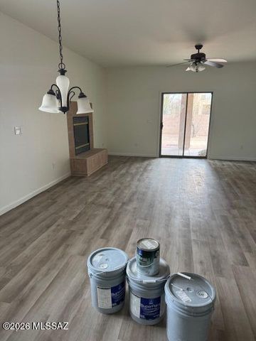 7692 W Innutian Court, Tucson, AZ 85743