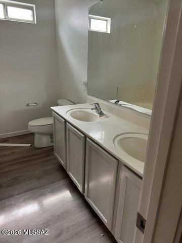 7692 W Innutian Court, Tucson, AZ 85743