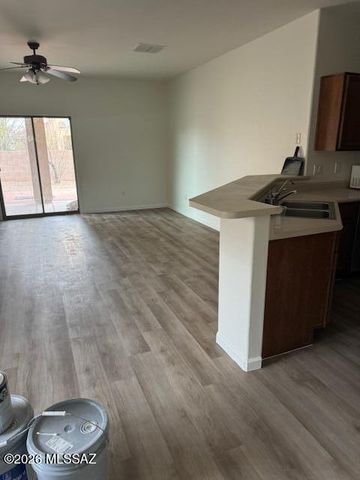7692 W Innutian Court, Tucson, AZ 85743