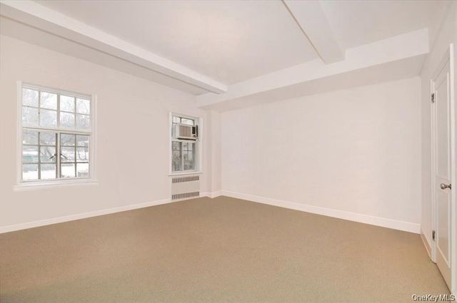 160 MIDDLE NECK RD 2-G, Great Neck, NY 11021