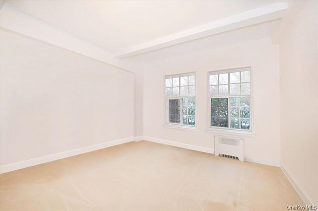 160 MIDDLE NECK RD 2-G, Great Neck, NY 11021