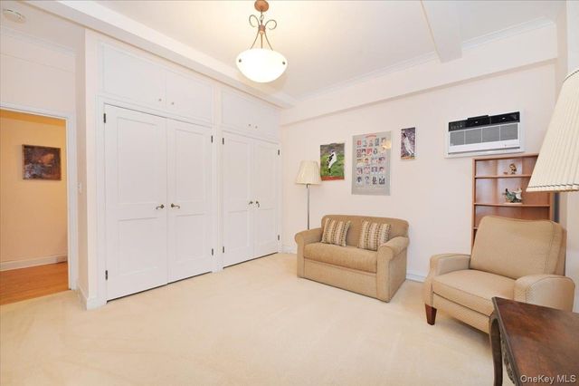 160 MIDDLE NECK RD 2-G, Great Neck, NY 11021