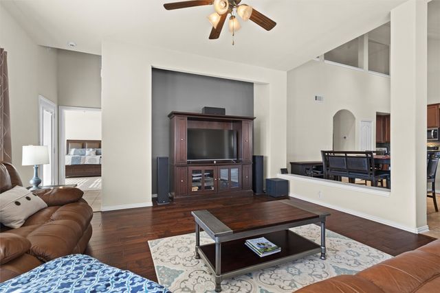 1200 Inglewood Drive, Mansfield, TX 76063