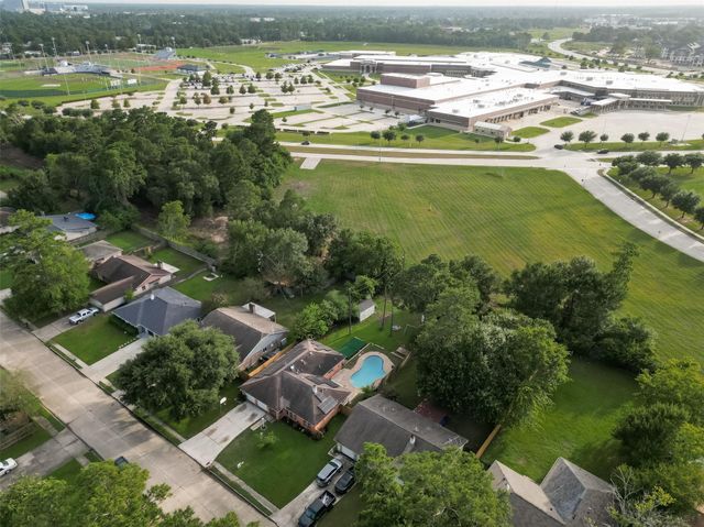 17315 Camberwell Green Lane, Houston, TX 77070