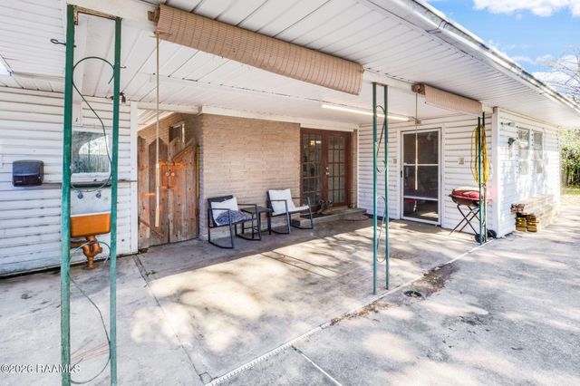 98 Birch Drive, Lafayette, LA 70506