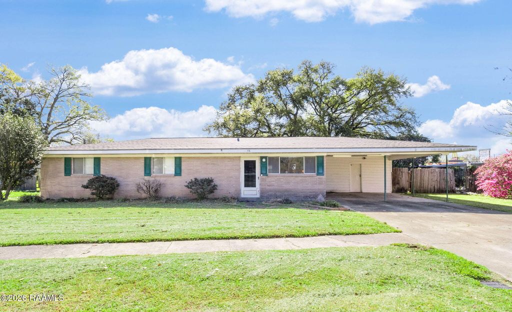 98 Birch Drive, Lafayette, LA 70506