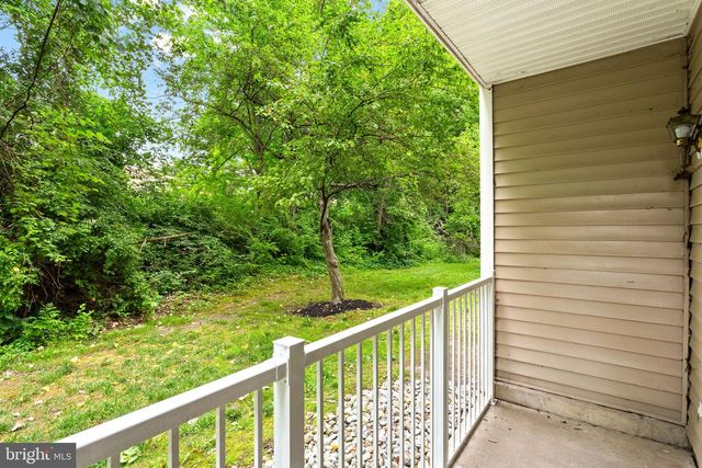 77 CHEVERNY CT, Hamilton, NJ 08619