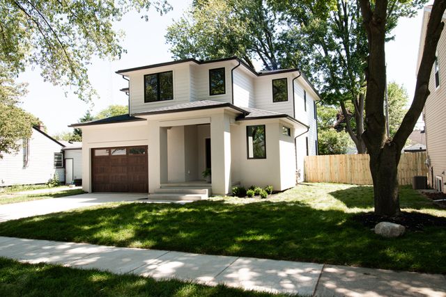 2324 Dallas Avenue, Royal Oak, MI 48067