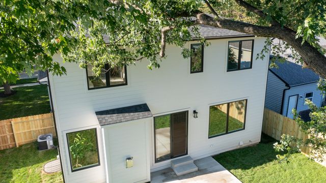 2324 Dallas Avenue, Royal Oak, MI 48067