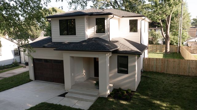 2324 Dallas Avenue, Royal Oak, MI 48067