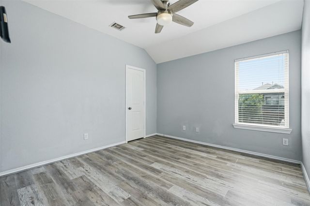 3303 Crestford Cliff Lane, Houston, TX 77047