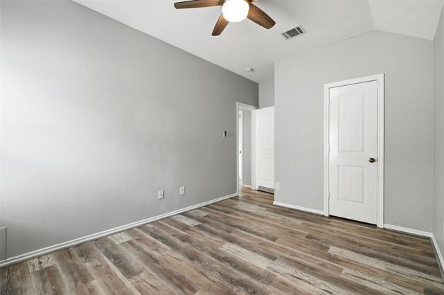 3303 Crestford Cliff Lane, Houston, TX 77047