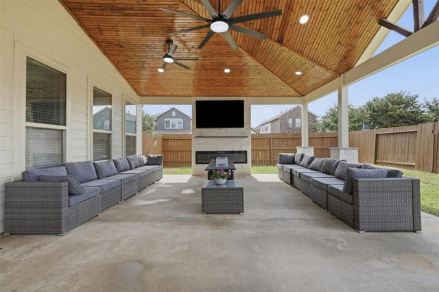 3303 Crestford Cliff Lane, Houston, TX 77047