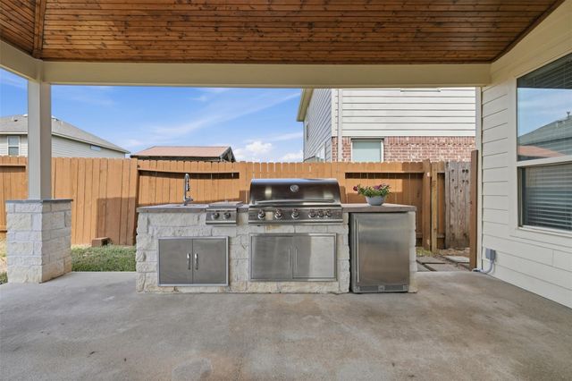 3303 Crestford Cliff Lane, Houston, TX 77047