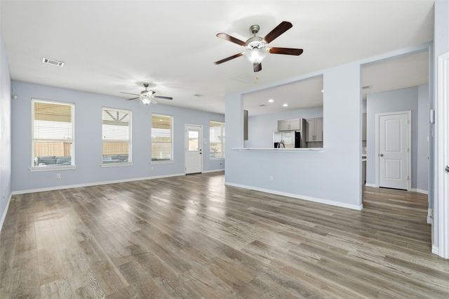 3303 Crestford Cliff Lane, Houston, TX 77047