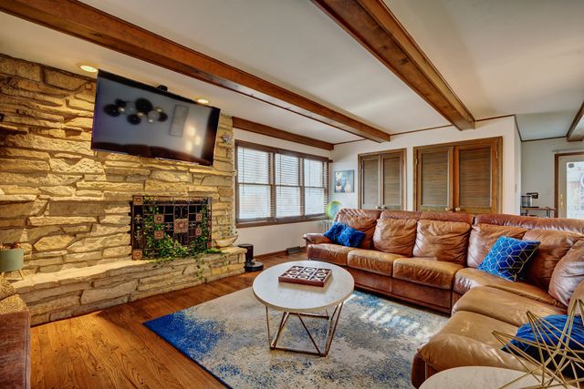 754 Central Park Avenue, Flossmoor, IL 60422