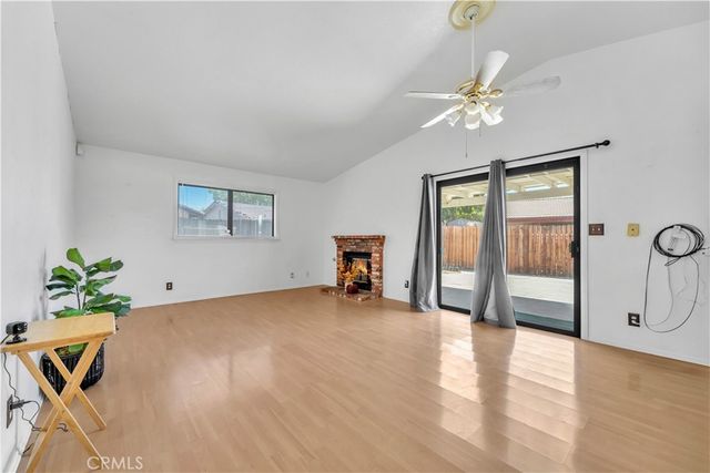 43732 La Paz, Lancaster, CA 93535