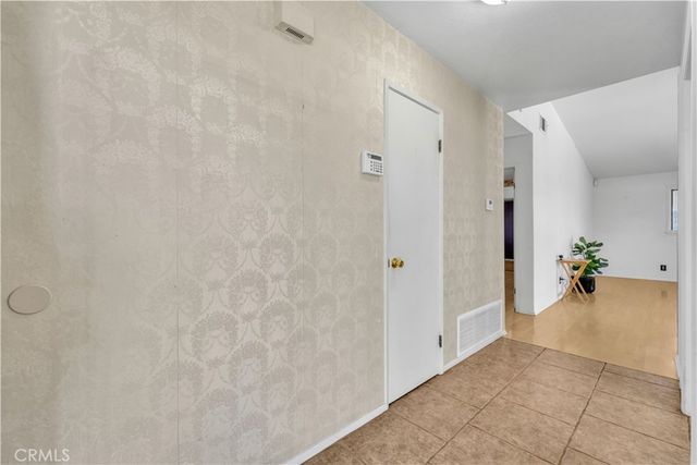 43732 La Paz, Lancaster, CA 93535