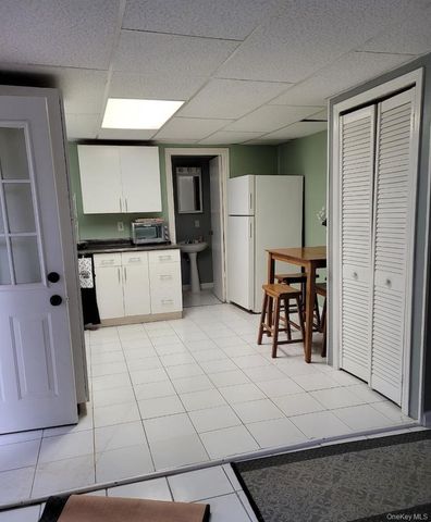 21 Parsnip Pond Road, Lake Grove, NY 11755