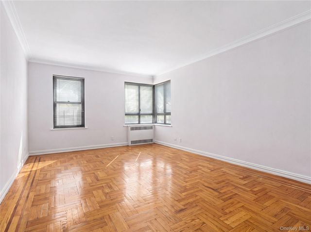 4445 Post Road 3H, Bronx, NY 10471