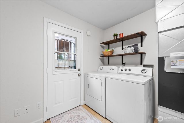 7552 21st Avenue SW, Seattle, WA 98106