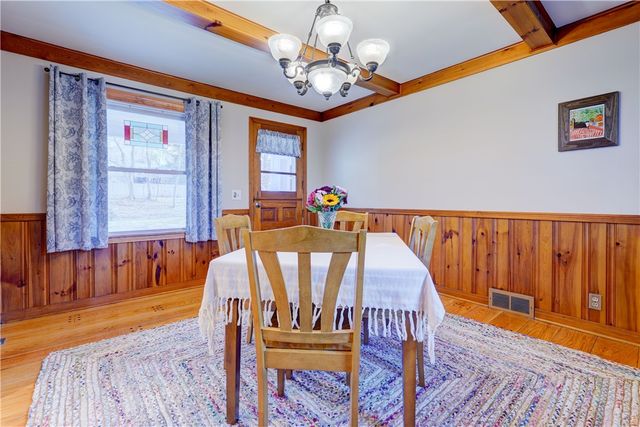 330 Kreag Road, Perinton, NY 14534