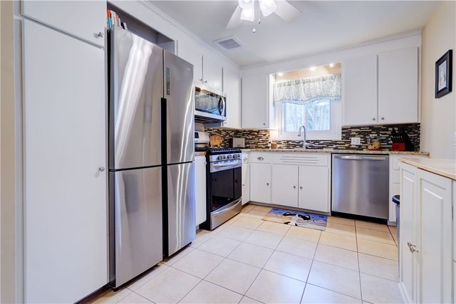 330 Kreag Road, Perinton, NY 14534