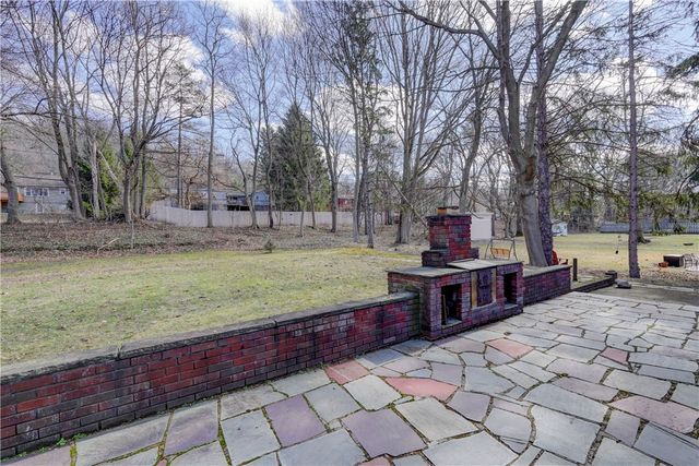 330 Kreag Road, Perinton, NY 14534