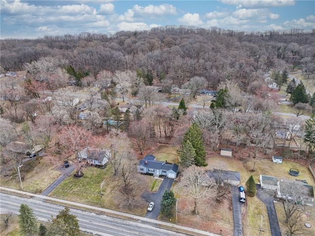 330 Kreag Road, Perinton, NY 14534